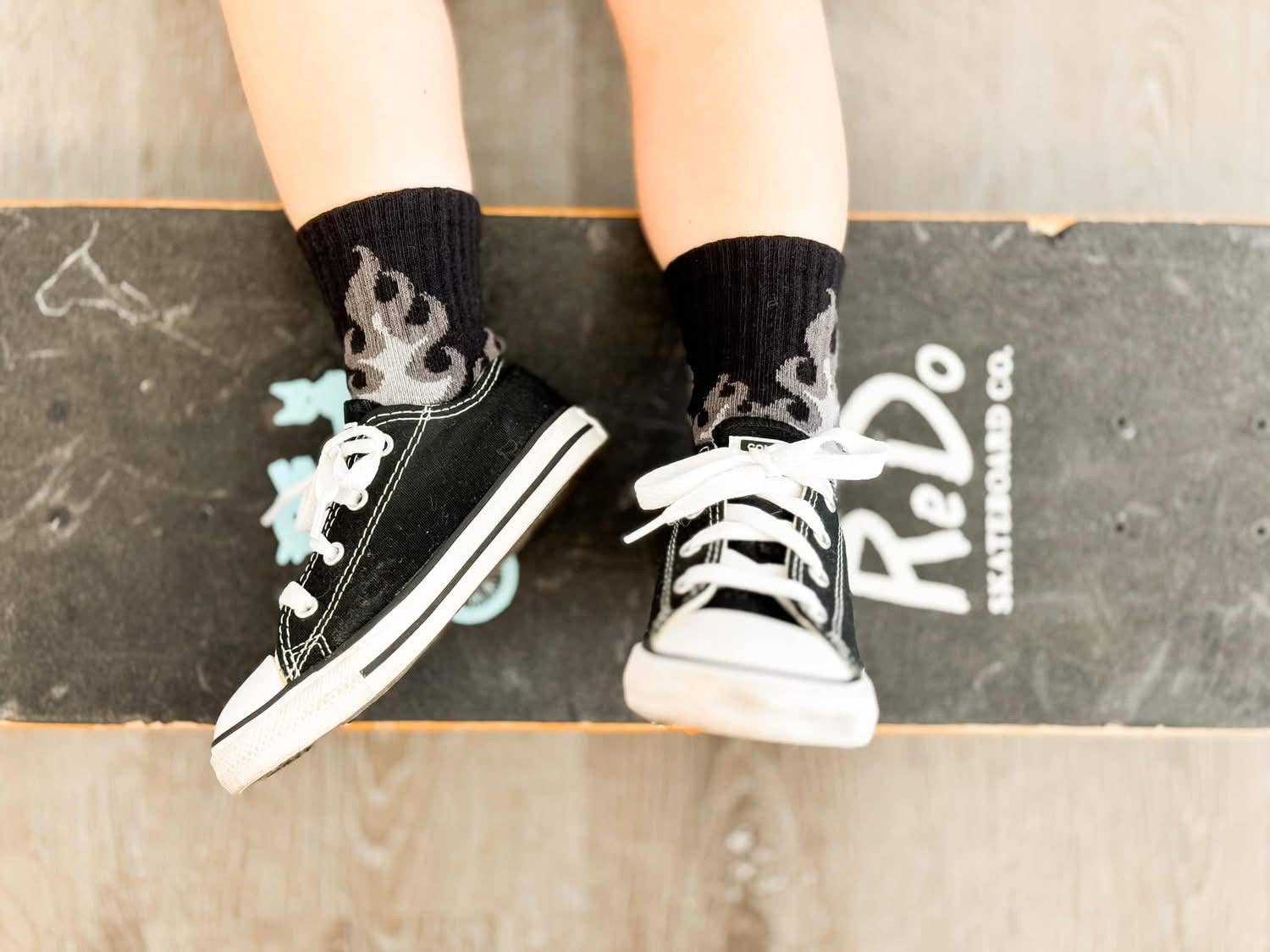 Kickin It Up Gray Flames Socks