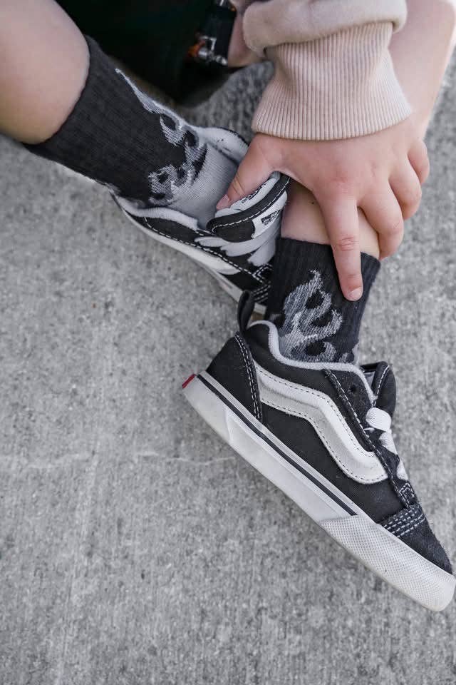Kickin It Up Gray Flames Socks